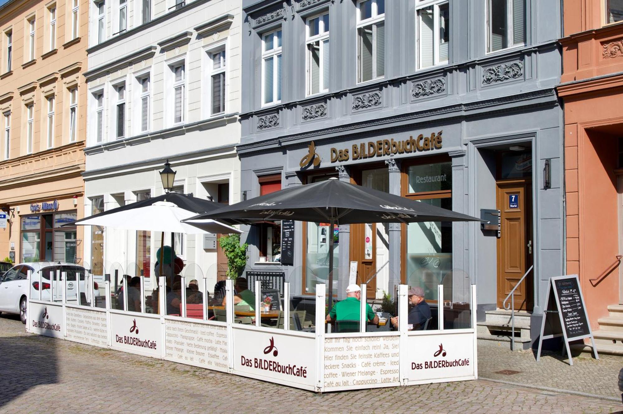 Das Bilderbuchcafe - Ferien - Apartment No 3 - Markt 7 Havelberg Exterior photo