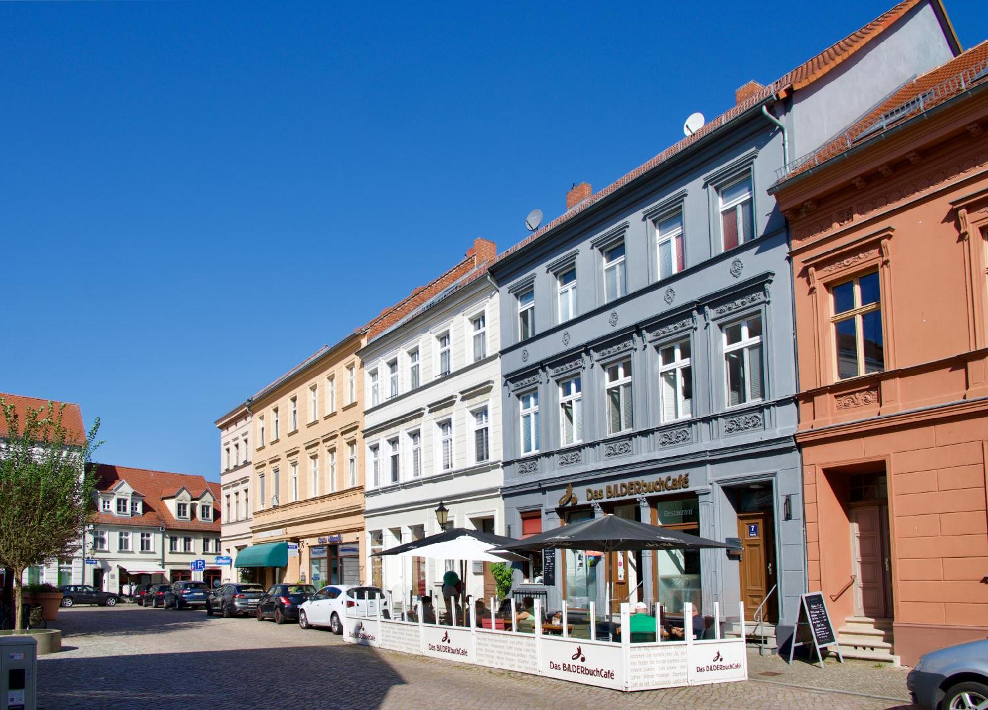 Das Bilderbuchcafe - Ferien - Apartment No 3 - Markt 7 Havelberg Exterior photo